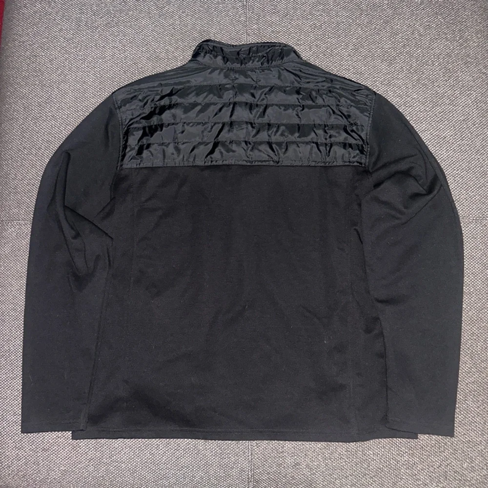 Eddie Bauer Men's Black and Red Quarter-Zip Jacket - Picture 4 of 4